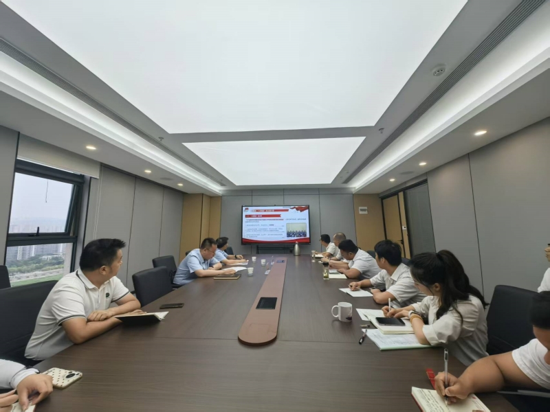 集团公司副总经理张炜到监理公司作深入贯彻...